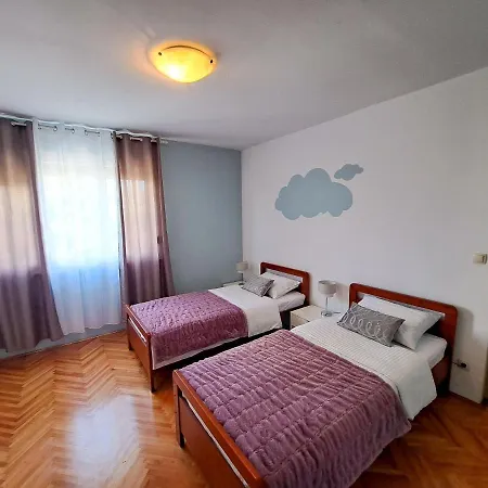 Apartment Apartment Nice Split